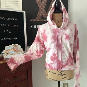 🆕Velocity Cropped Tie Dye Hoodie